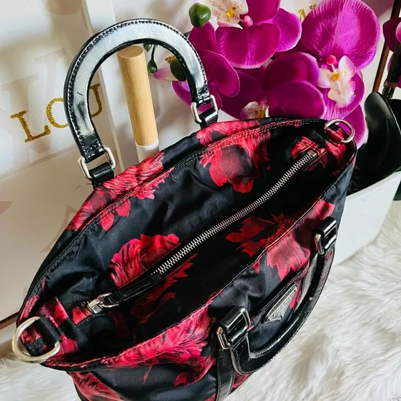 #031 Prada Black and Red Floral bag with adjustable strap - Picture 3 of 8